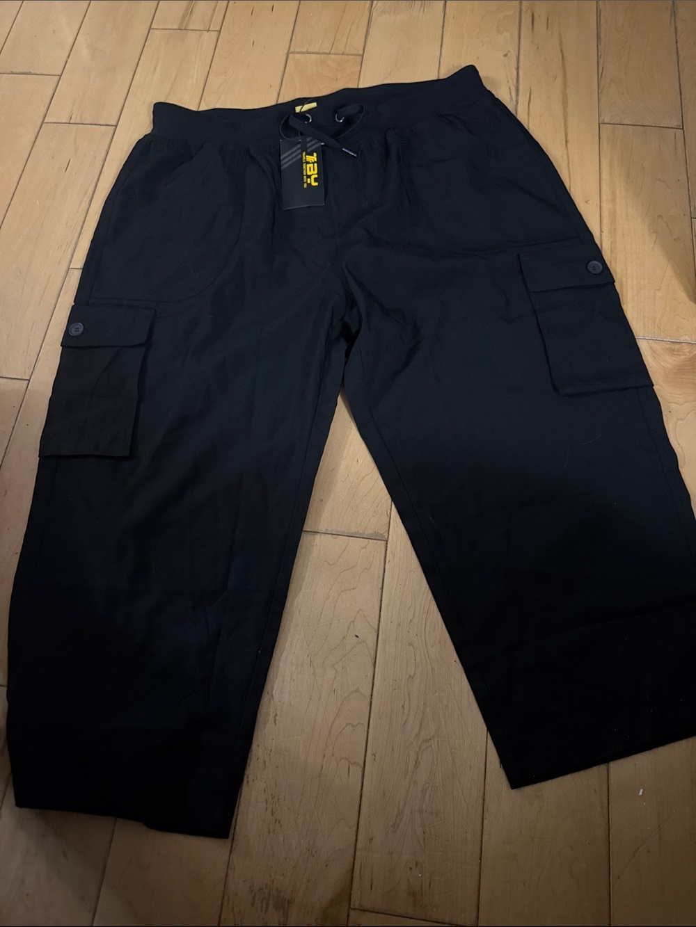 Men's Black Cargo Pants with Elastic Waist and Utility Pockets